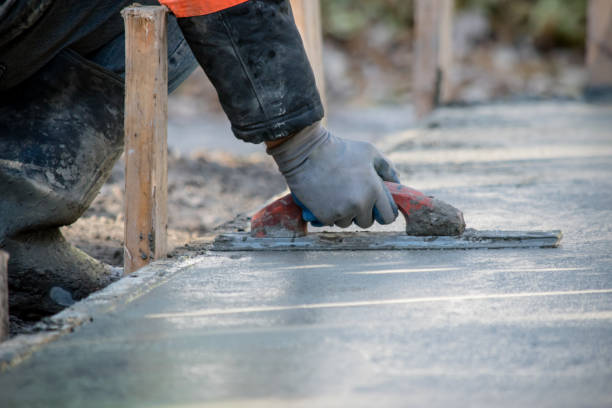 Best Concrete Pool Decks in Lynchburg, MS